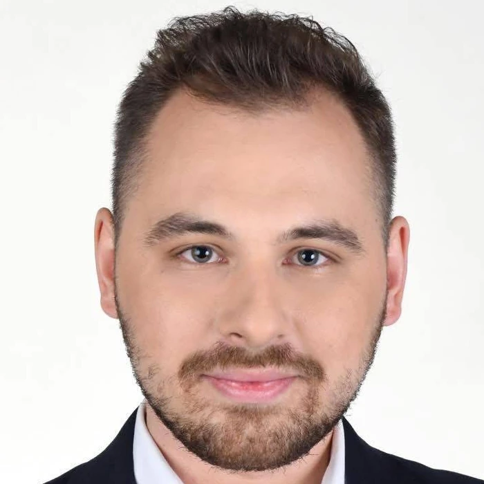 Dominik Oliwier Śniecikowski-Robacki